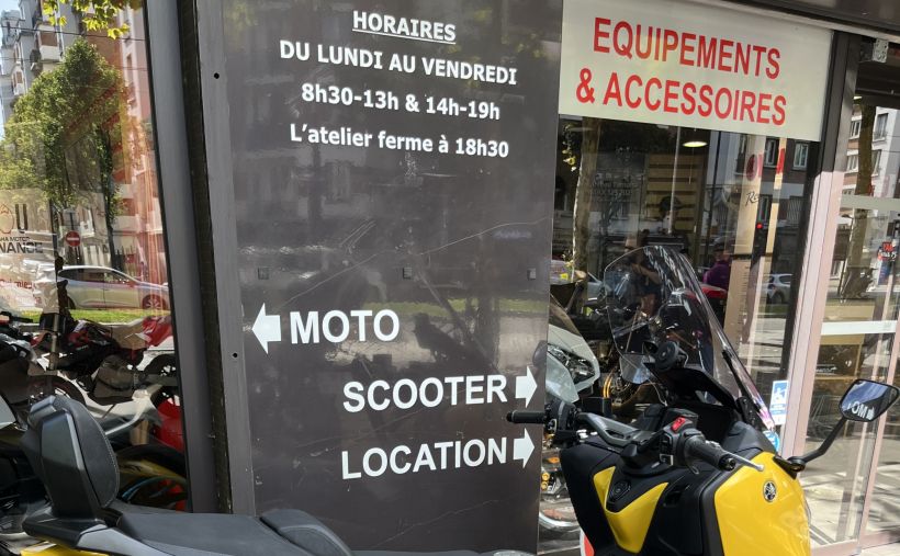 YAMAHA XP T-MAX 560 1