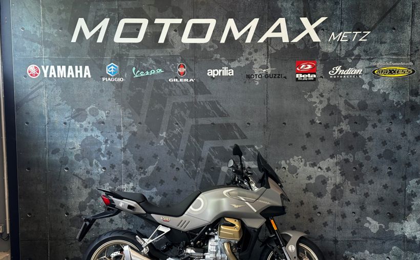 MOTO GUZZI V100 Mandello Aviazione Navale 0