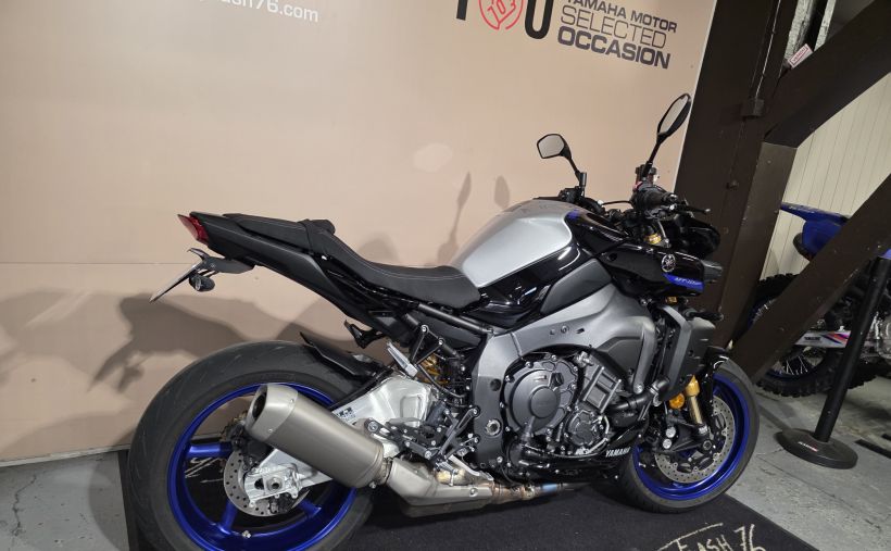 YAMAHA MT-10 SP 3