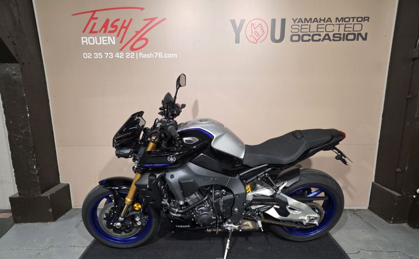 YAMAHA MT-10 SP 1