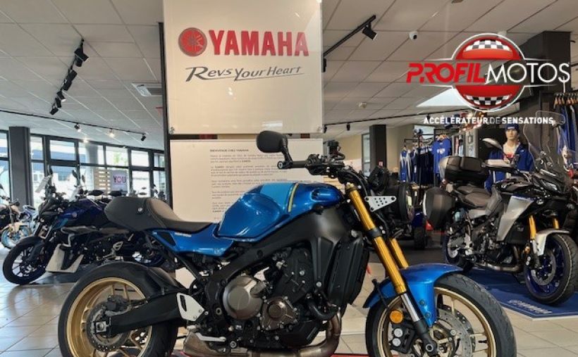 YAMAHA XSR 900 0