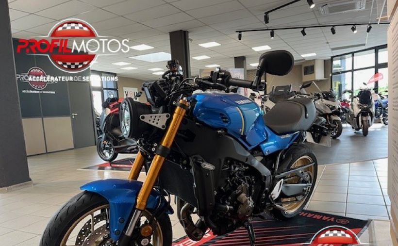 YAMAHA XSR 900 2