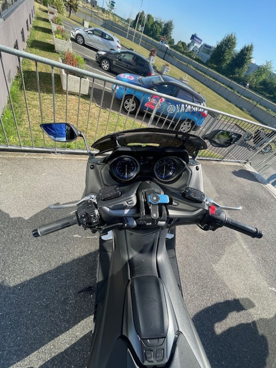 YAMAHA XP T-MAX 560 5