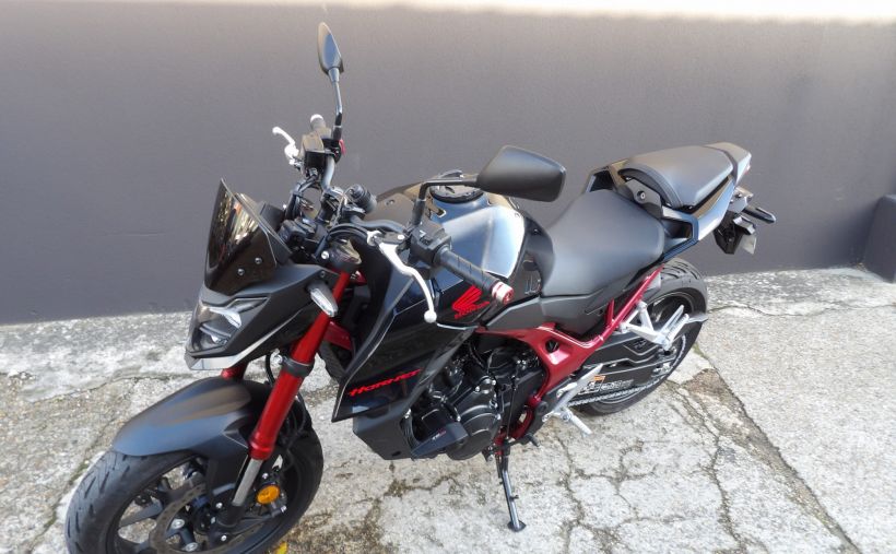 HONDA CB 750 HORNET 4
