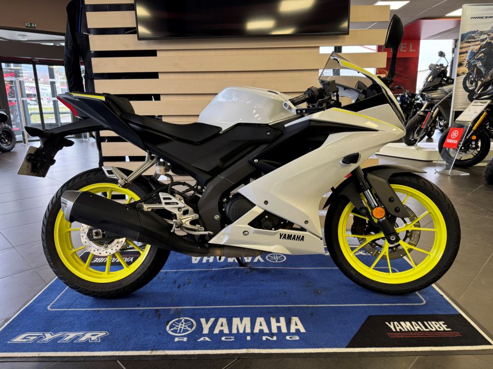 YAMAHA YZF-R 125 0