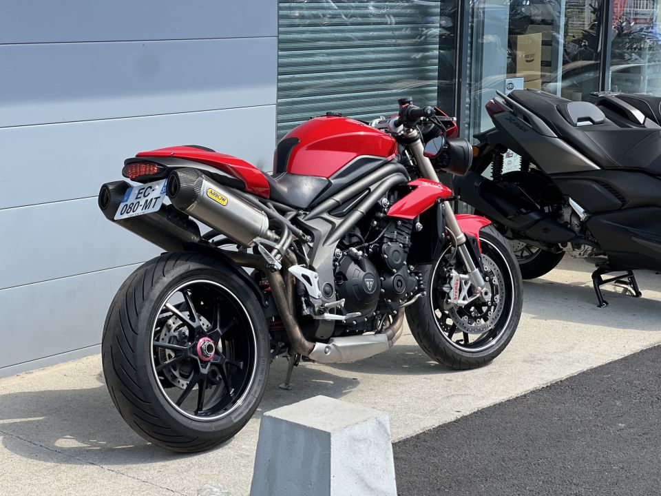 TRIUMPH SPEED TRIPLE 1050 S  2