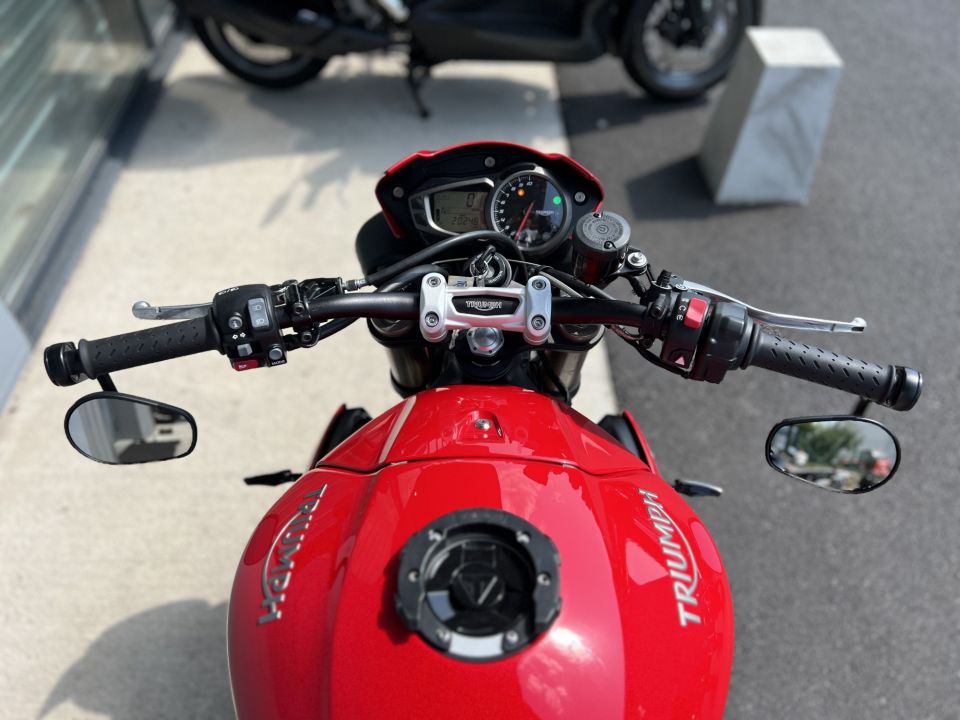 TRIUMPH SPEED TRIPLE 1050 S  6