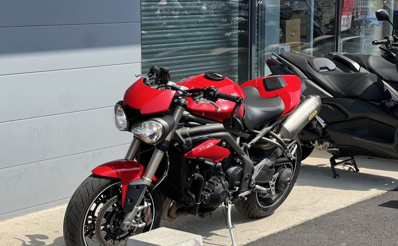 TRIUMPH SPEED TRIPLE 1050 S  4