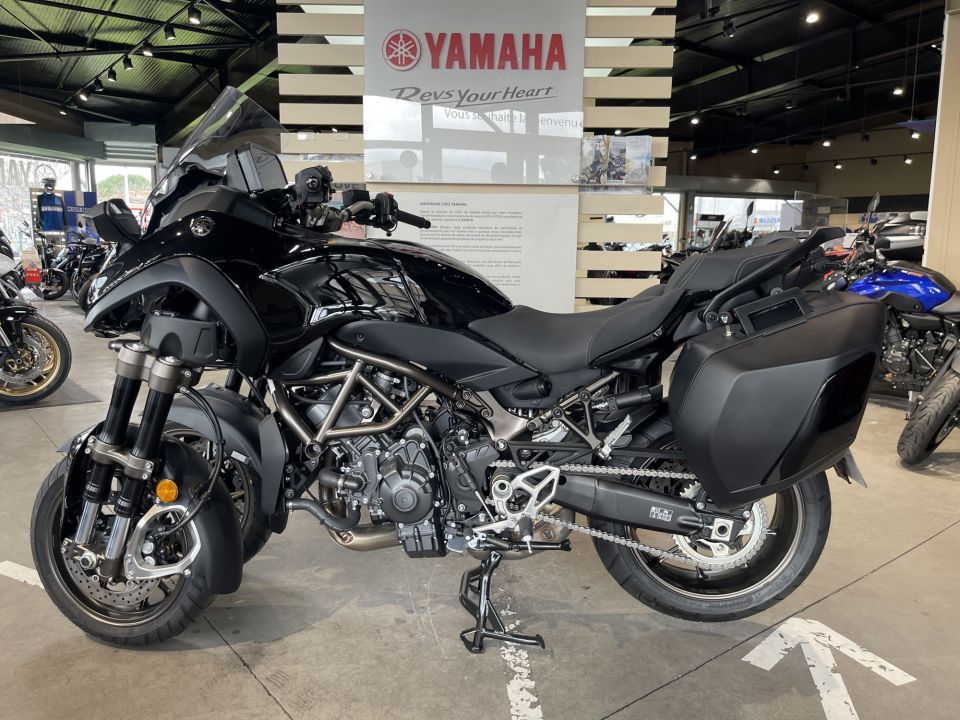 YAMAHA NIKEN 850 GT 8