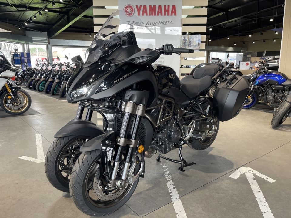 YAMAHA NIKEN 850 GT 9