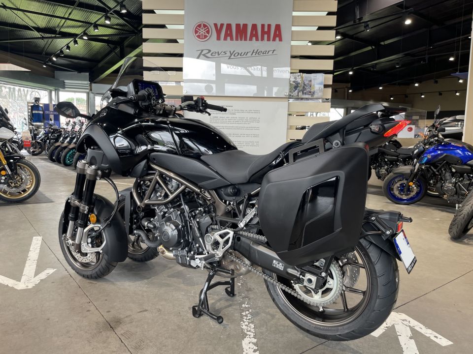 YAMAHA NIKEN 850 GT 7