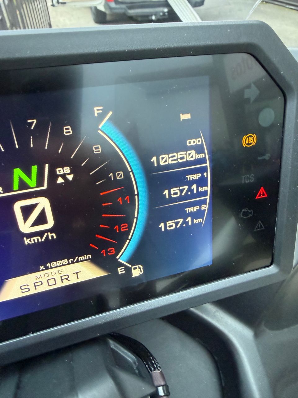 YAMAHA NIKEN 850 GT 6