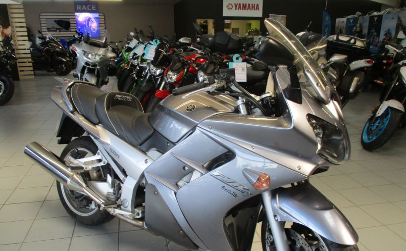 YAMAHA FJR 1300 ABS 2