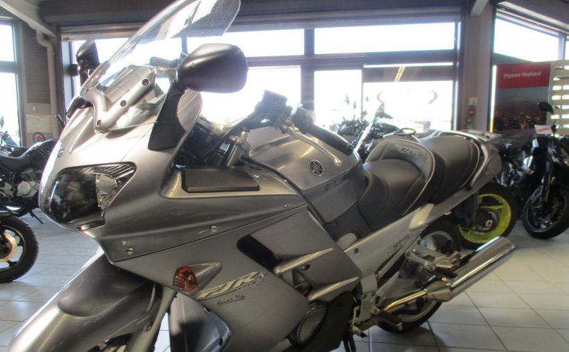 YAMAHA FJR 1300 ABS 3