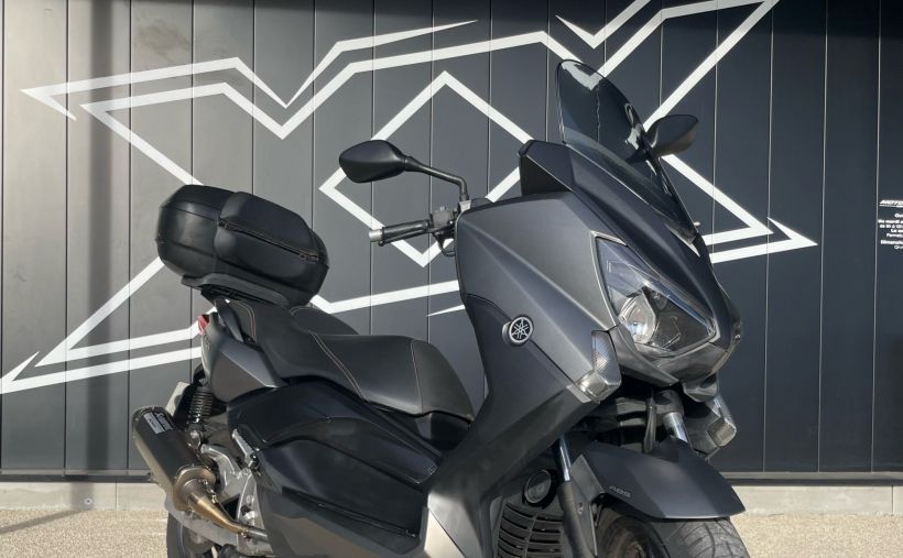 YAMAHA XMAX 125 1