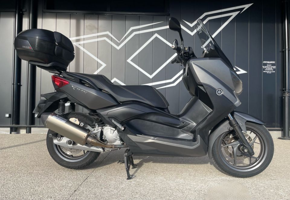 YAMAHA XMAX 125 0