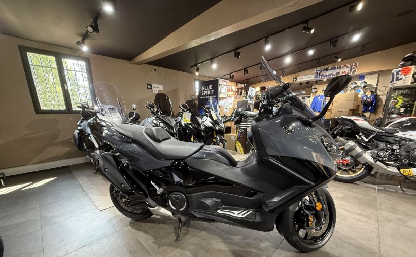 YAMAHA XP T-MAX 560 TECH MAX 3