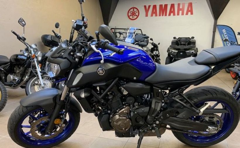 YAMAHA MT-07 (47.5CV) 1