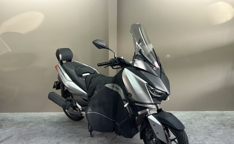 YAMAHA X-MAX 125 1