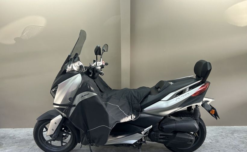 YAMAHA X-MAX 125 3