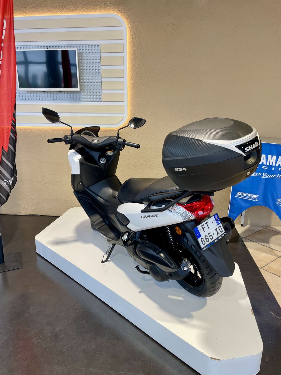 YAMAHA NMAX 125 1