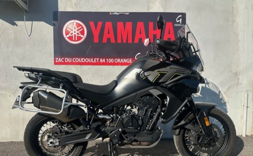 CF MOTO MT 800 0