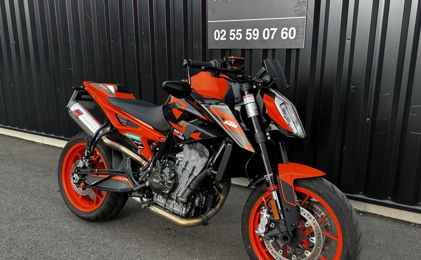 KTM 890 DUKE GP 10