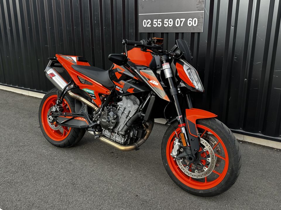 KTM 890 DUKE GP 10