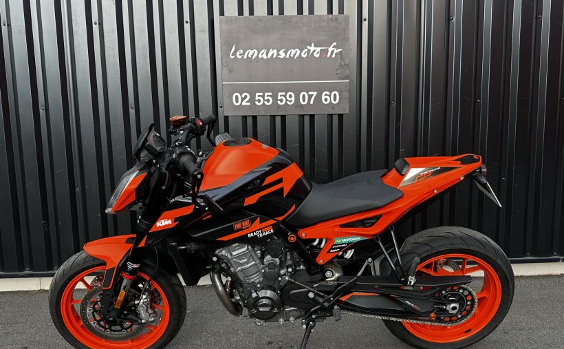 KTM 890 DUKE GP 20