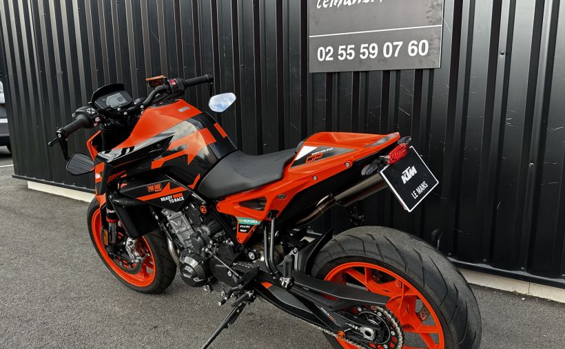 KTM 890 DUKE GP 25