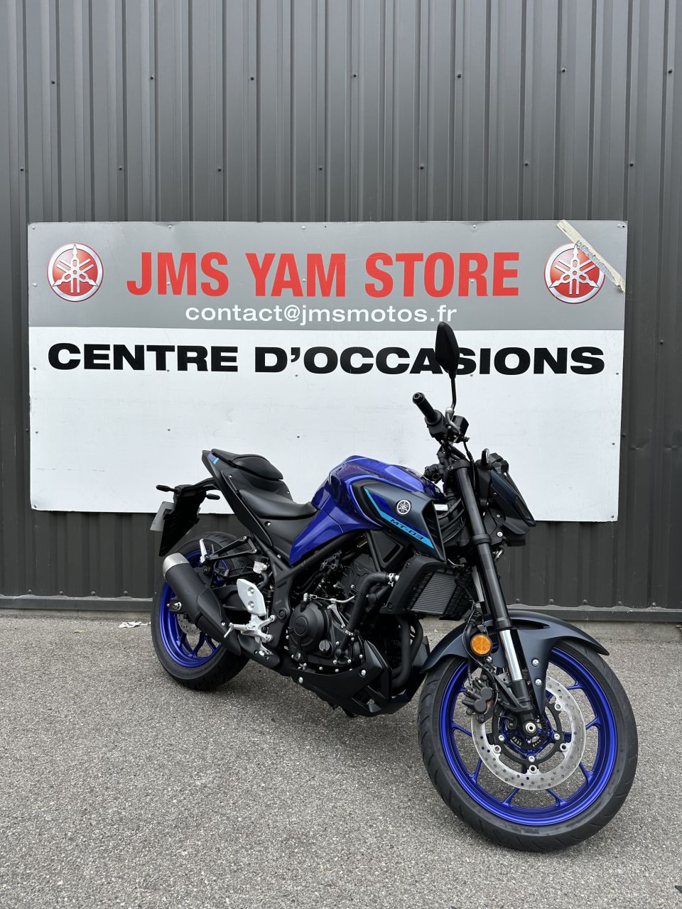 YAMAHA MT-03 4