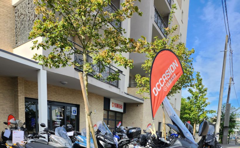 YAMAHA XP T-MAX 560 TECH MAX 1