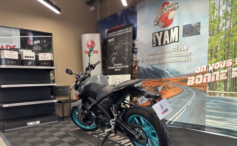YAMAHA MT-125 7