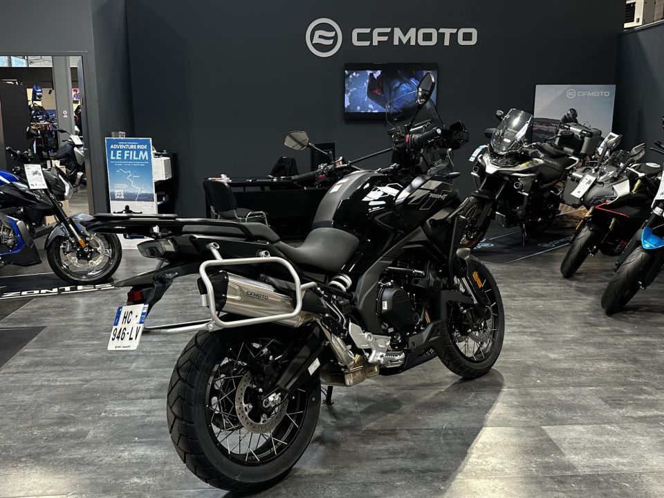 CF MOTO 700 MT 10