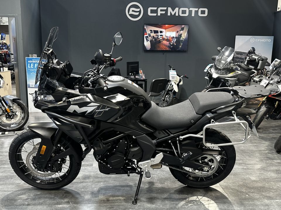 CF MOTO 700 MT 20
