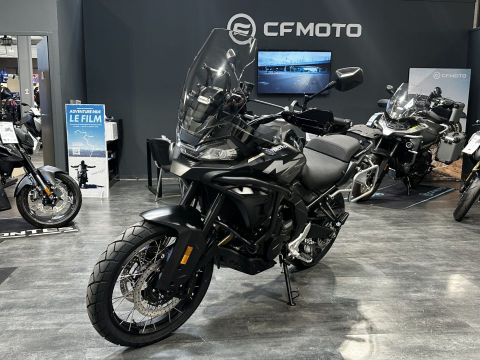 CF MOTO 700 MT 25
