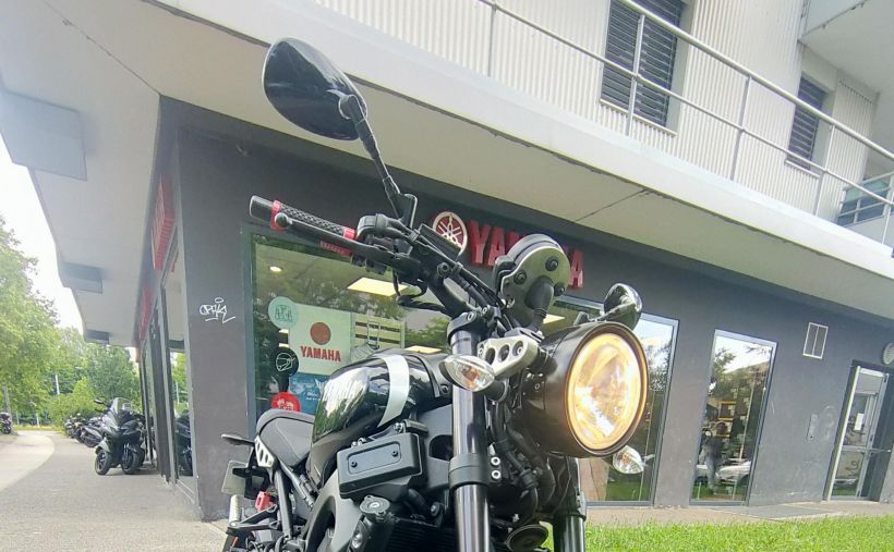 YAMAHA XSR 900 0