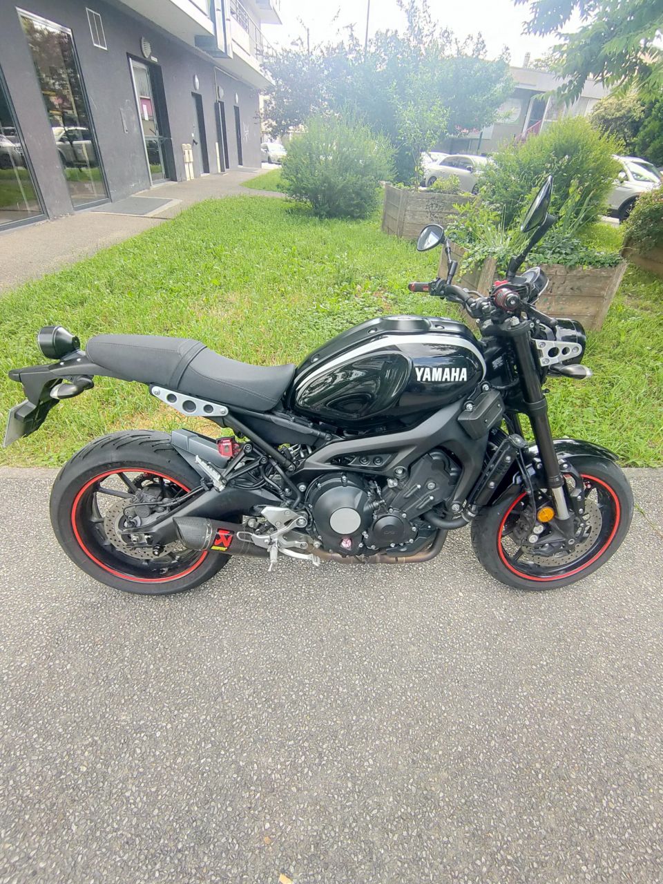 YAMAHA XSR 900 1