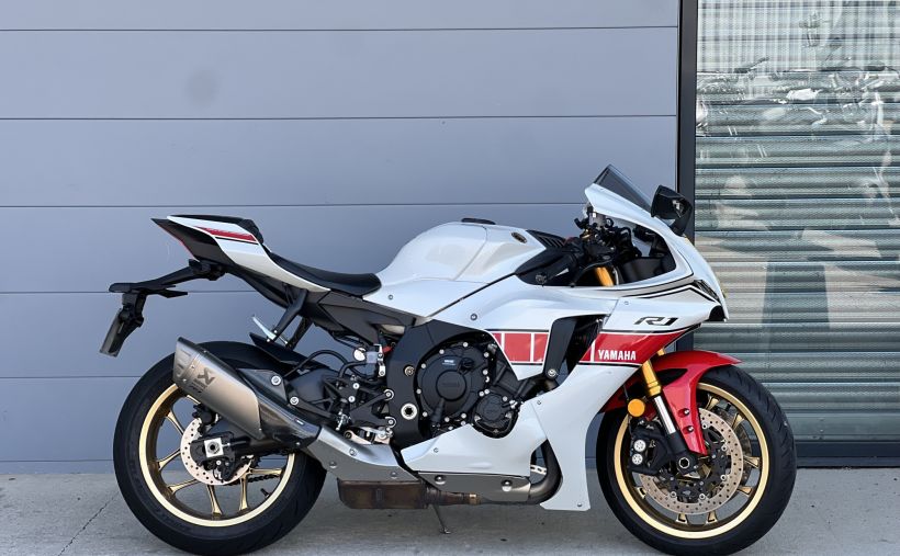 YAMAHA YZF 1000 R1 60TH 0