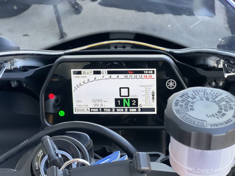 YAMAHA YZF 1000 R1 60TH 7