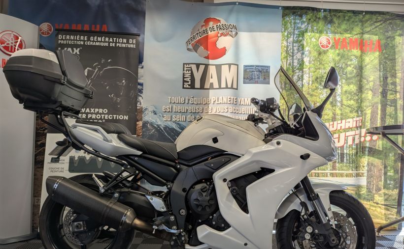 YAMAHA FZ1 FAZER 1000 0