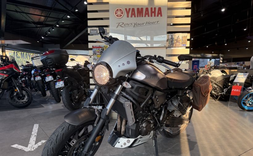 YAMAHA XSR 700 ABS 1