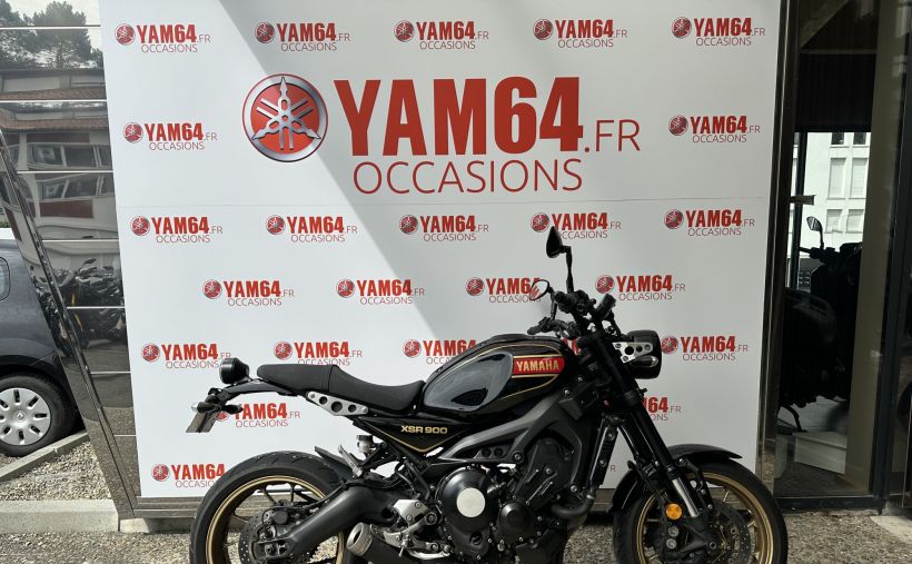 YAMAHA XSR 900 SP 0