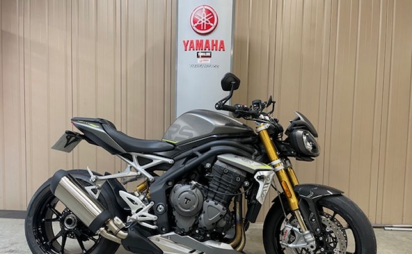 TRIUMPH SPEED TRIPLE 1200 RS 1