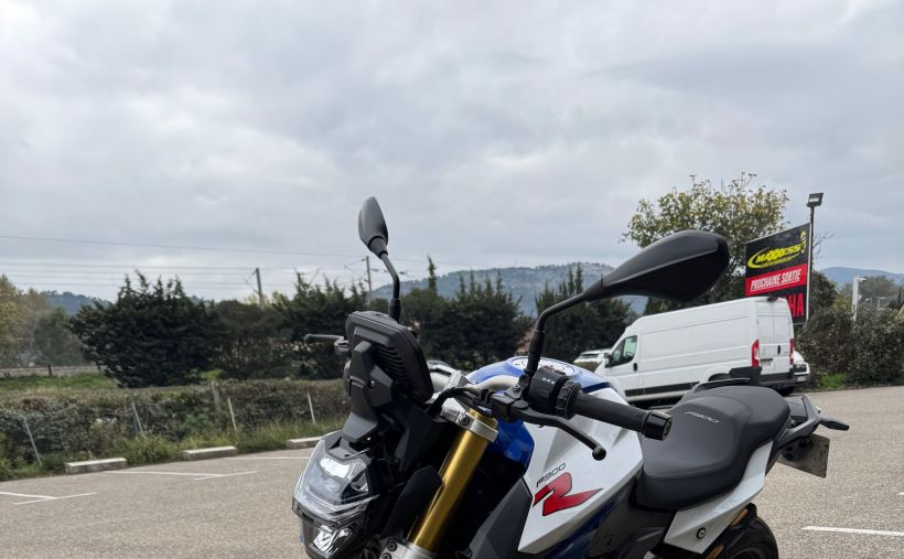 BMW F 900 XR 2
