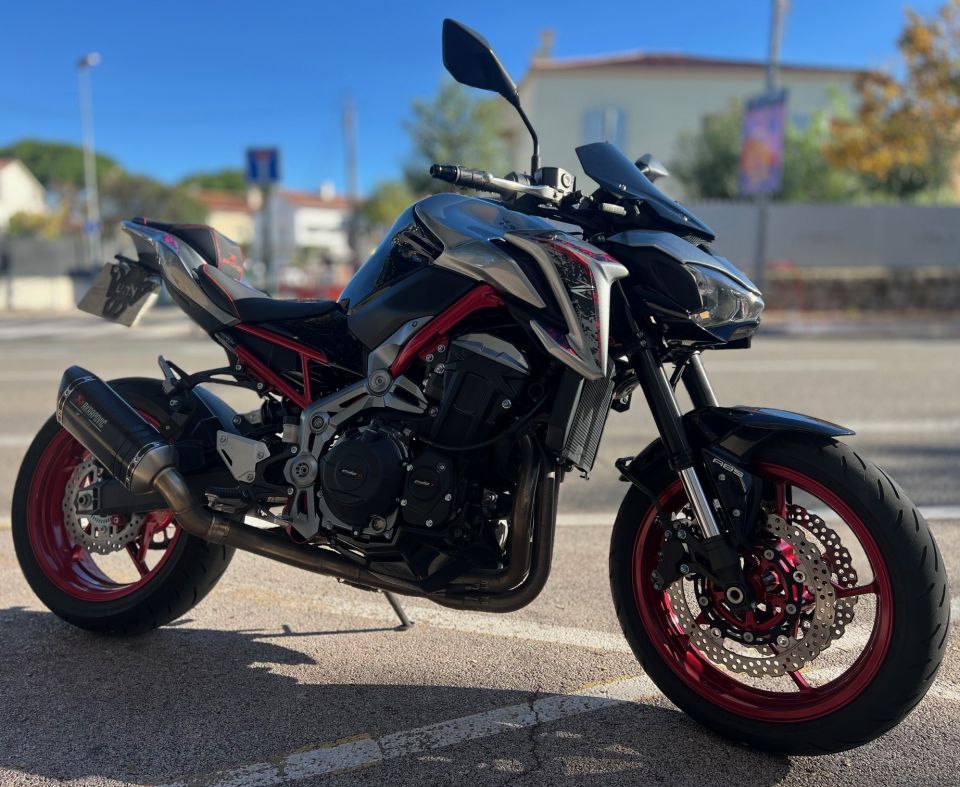KAWASAKI Z 900 12
