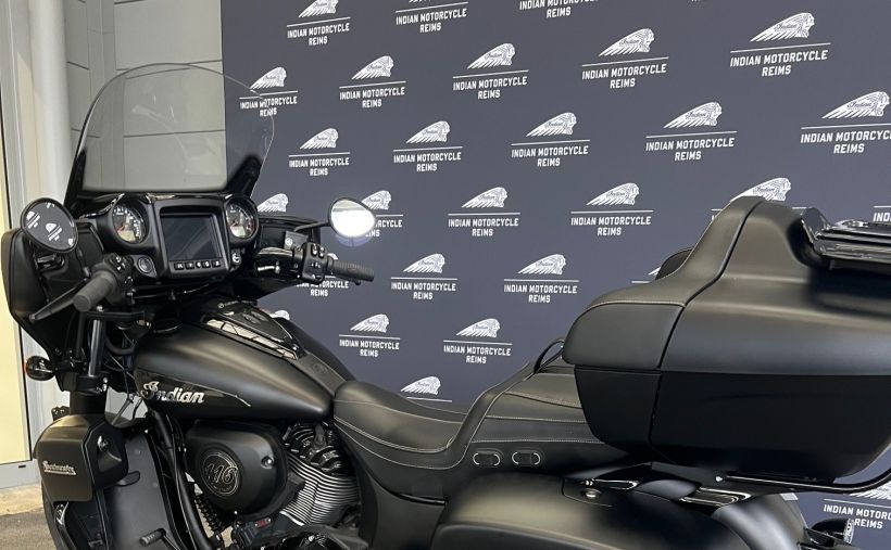 INDIAN ROADMASTER DARK HORSE 1890 2