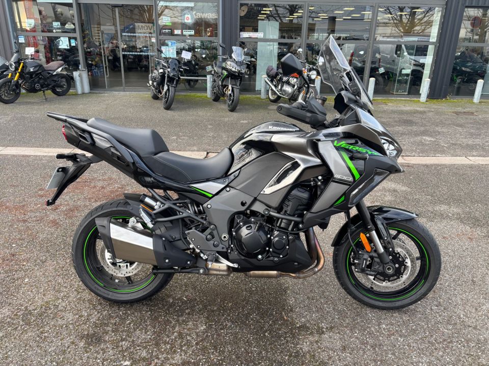 KAWASAKI Versys 1100 S 0