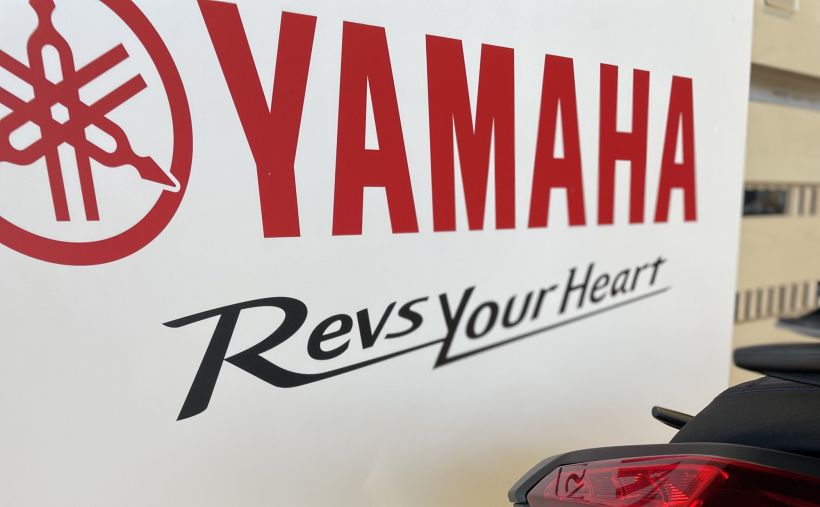 YAMAHA X-MAX 125 3