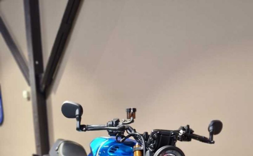 YAMAHA XSR 900 2